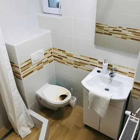 Melania Vendeghaz بيت ضيافة